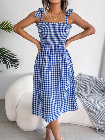Chic Simplicity: Discover the Square Neck Midi Dress